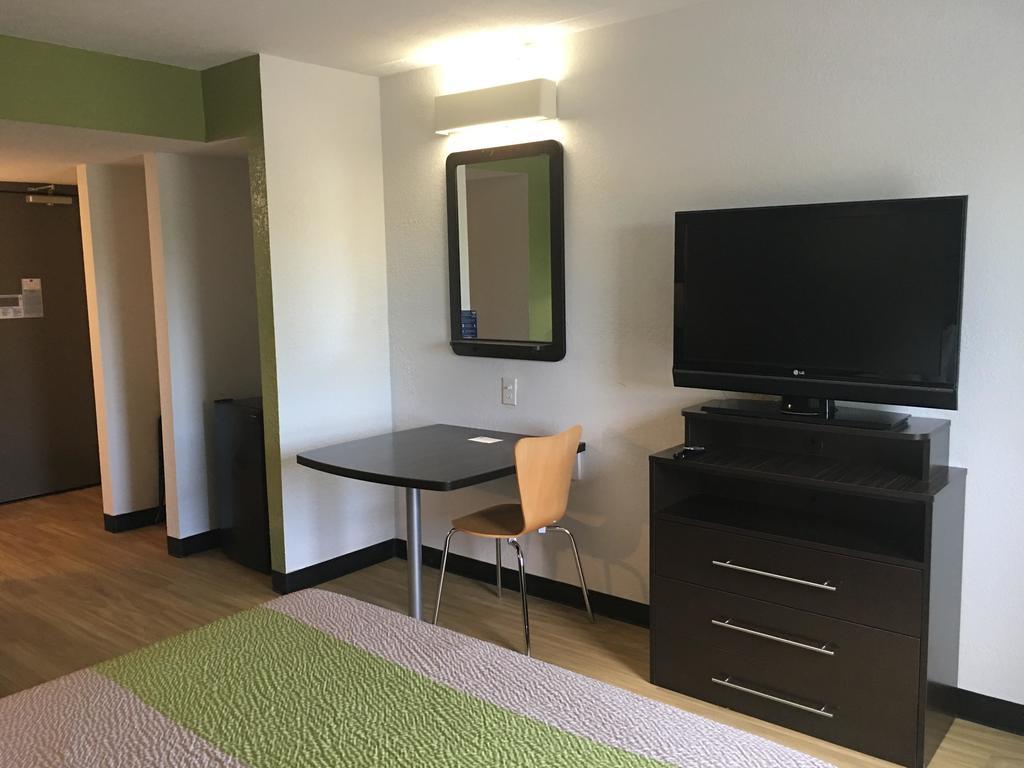 6-indianapolis, In Hotel Indianápolis