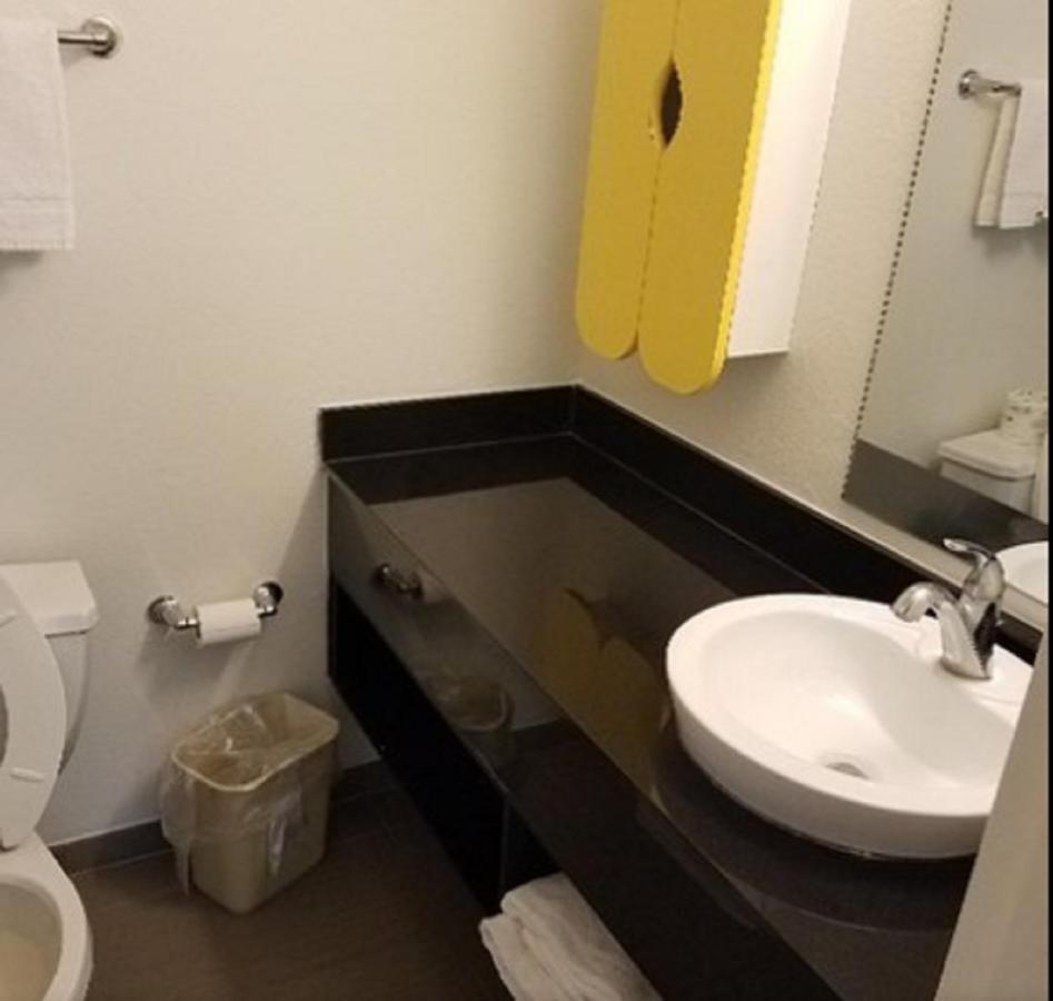 6-indianapolis, In Hotel Indianápolis